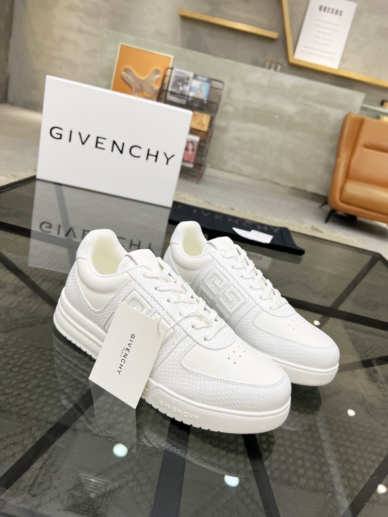 Givenchy Sneakers